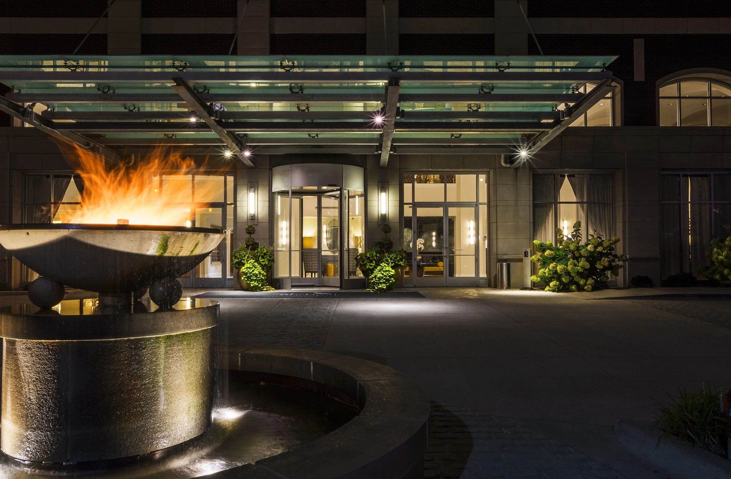 Hotel Blackhawk entrance